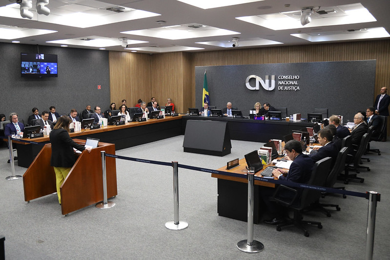 Você está visualizando atualmente Plenário do CNJ debate maior eficácia de protocolo para julgamentos com perspectivas de gênero