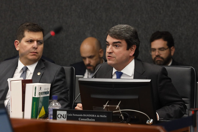 Você está visualizando atualmente Bandeira de Mello é reconduzido como Ouvidor do CNJ