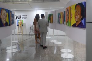 Read more about the article Rosa Weber é retratada na exposição “Mulheres Eternas” no CNJ