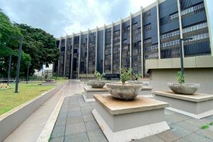 Tribunal de Goiás empossa 52 novos juízes e juízas