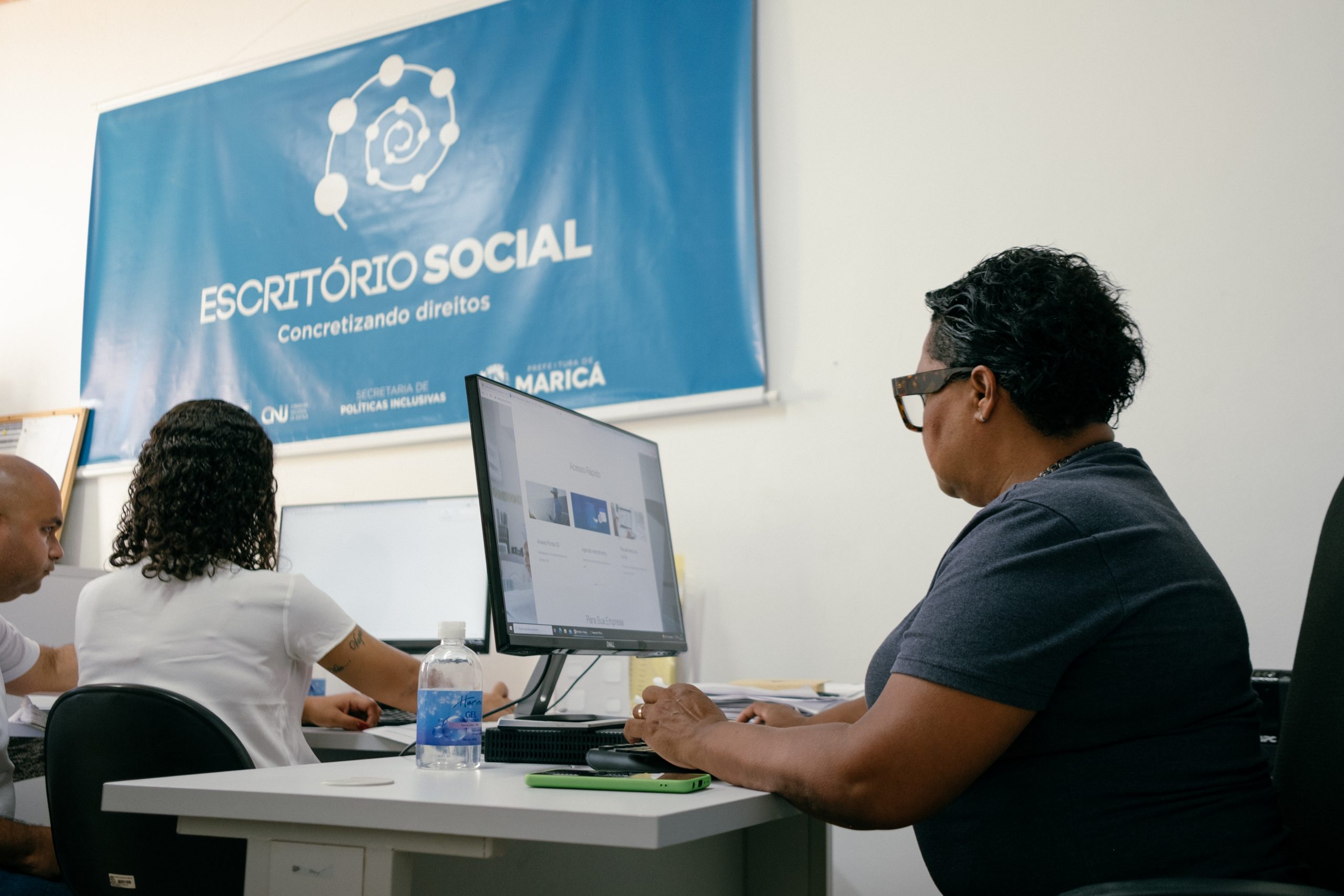 Você está visualizando atualmente Escritórios Sociais ganham guia de formação no aniversário de sete anos