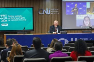 Read more about the article Revisão do regime de custas e gratuidade não pode limitar acesso à Justiça