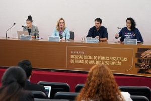Read more about the article Apoio às vítimas é estratégia central de enfrentamento ao trabalho análogo à escravidão no Brasil
