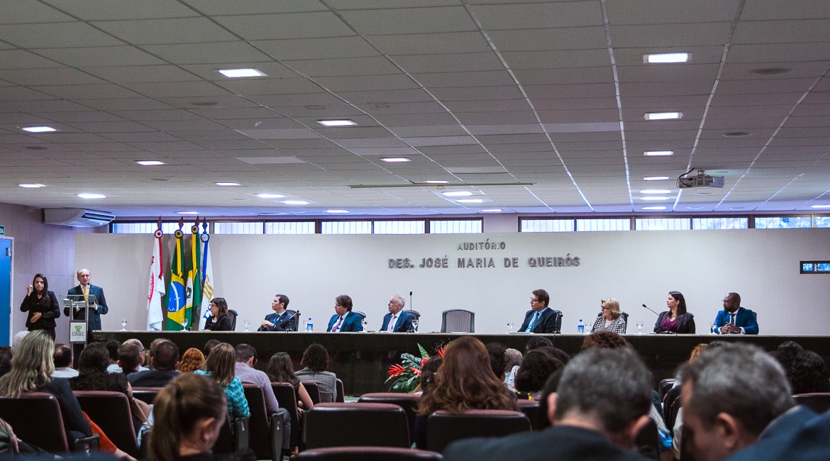 Você está visualizando atualmente Qualificação de inspeções e combate à tortura pautaram curso inédito no Ceará