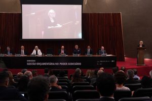 Read more about the article Seminário debate desafio de aperfeiçoar planejamento e execução orçamentária no Judiciário