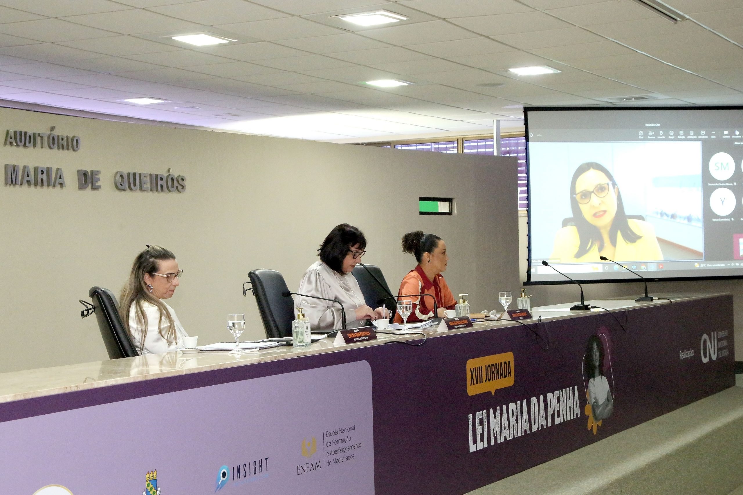 Você está visualizando atualmente Reprodução de estereótipos e desqualificação da palavra da mulher são debatidas em Fortaleza