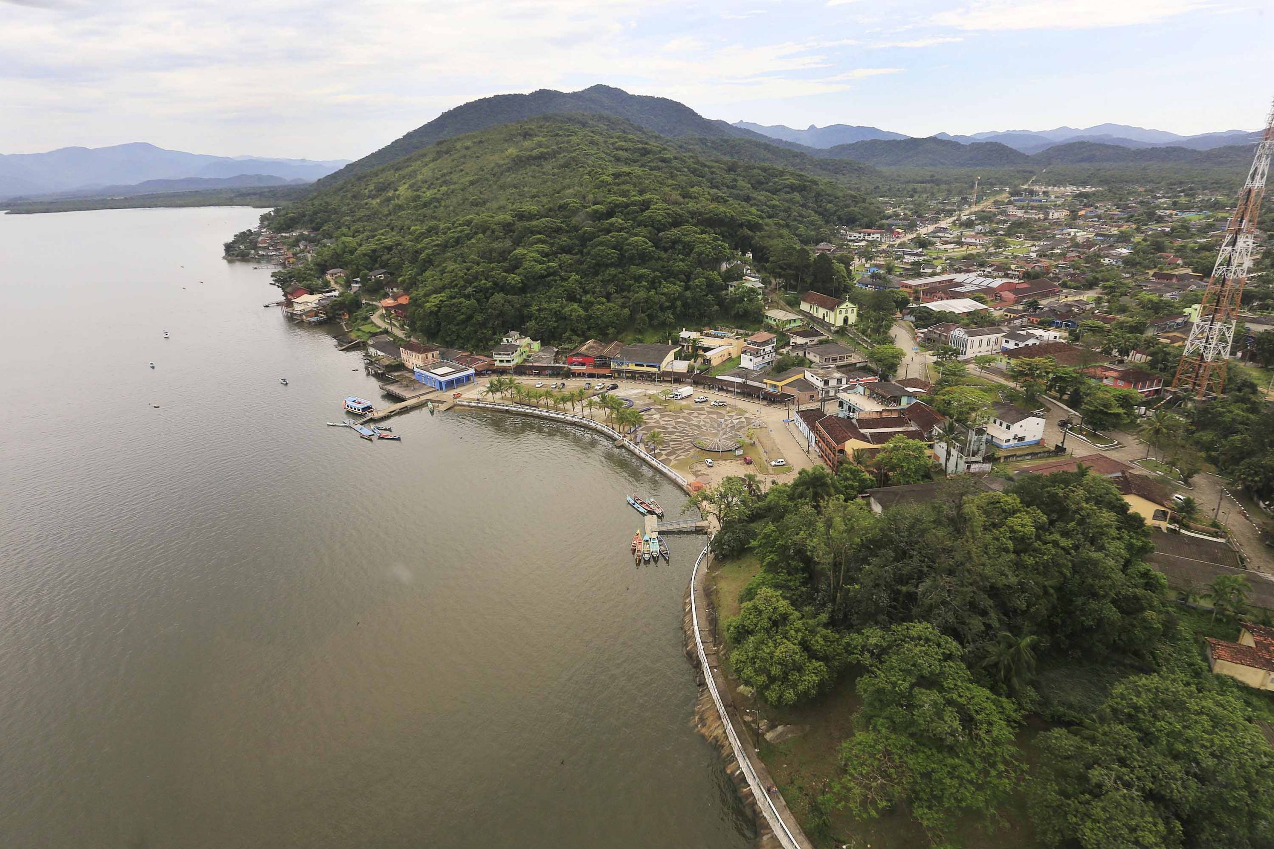 Você está visualizando atualmente Guaraqueçaba, no Paraná, recebe o programa Cidadania Plena