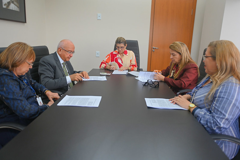 Você está visualizando atualmente Justiça do Amazonas firma acordo para capacitação de vítimas de violência doméstica