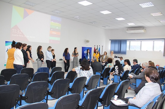 Você está visualizando atualmente Justiça catarinense apresenta programa Novos Caminhos a cinco tribunais