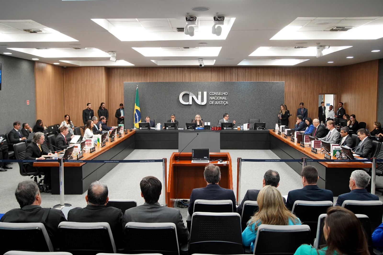 Você está visualizando atualmente CNJ realiza 2ª Sessão Extraordinária de 2023 nesta terça-feira (26/9)