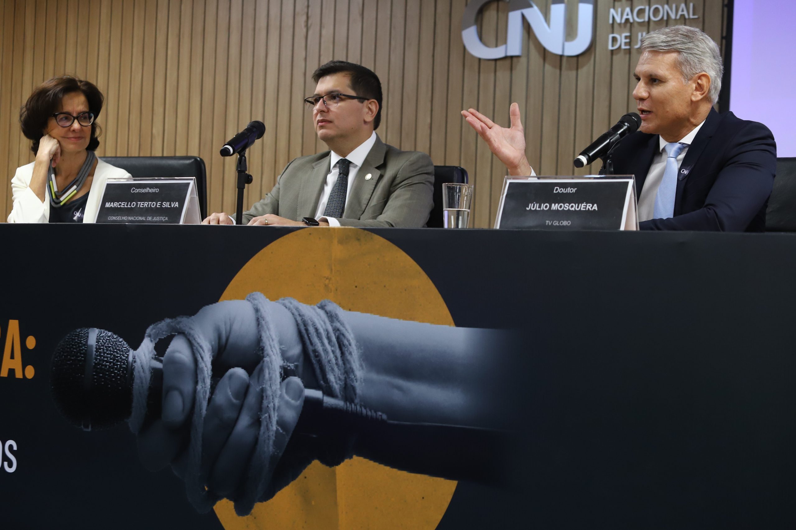 Você está visualizando atualmente Assédio judicial e desinformação desafiam atuação dos profissionais de imprensa