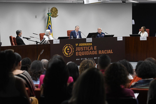 Você está visualizando atualmente Presidente do STF e do CNJ destaca avanços em questões raciais no Judiciário