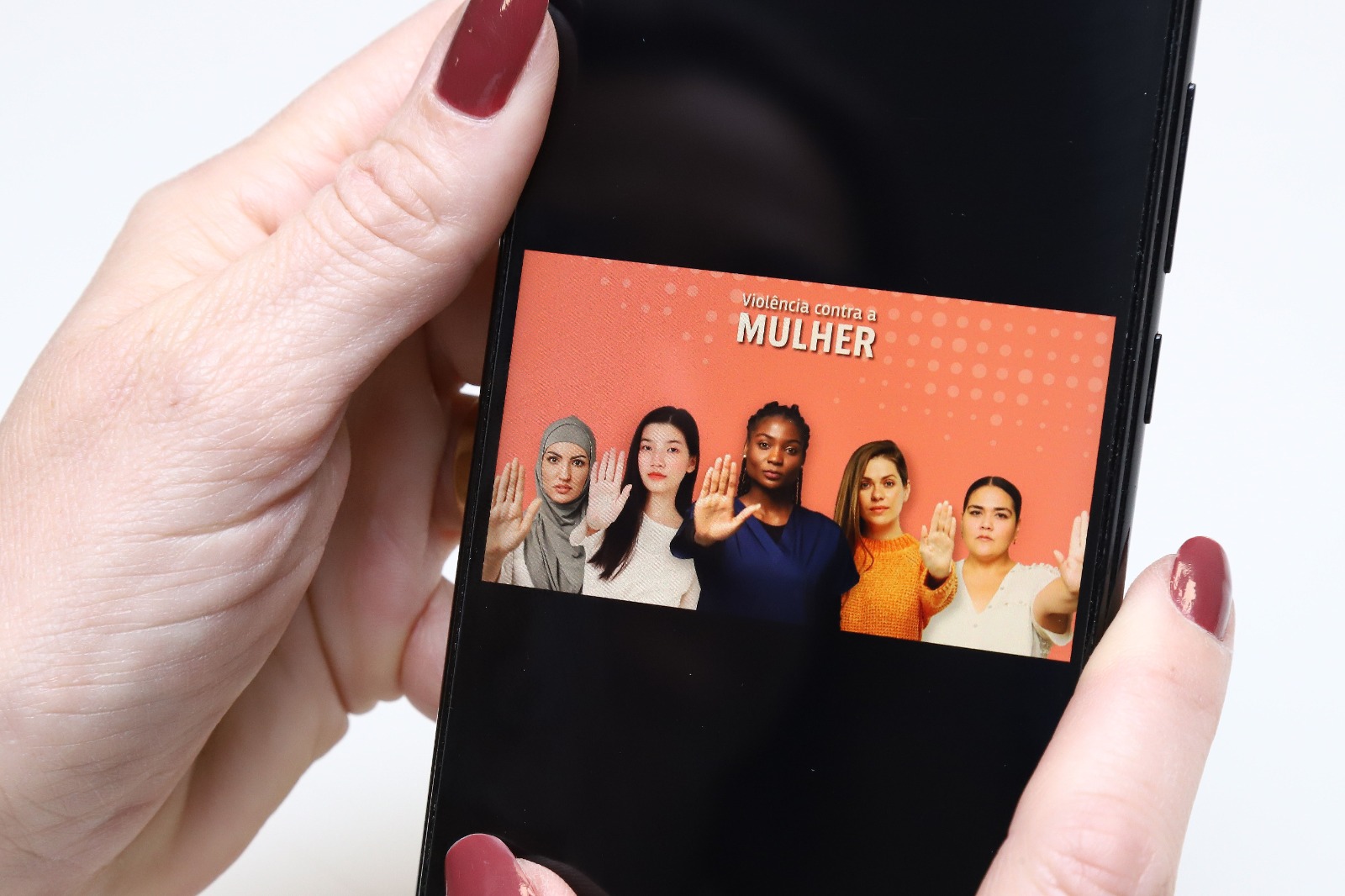Você está visualizando atualmente Canal da Corregedoria Nacional fortalece combate à violência contra mulheres no Judiciário