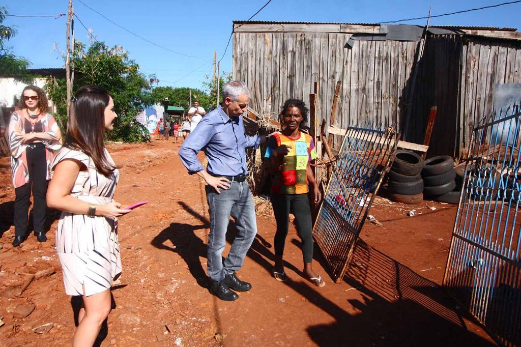 You are currently viewing Comissão de Soluções Fundiárias realiza conciliação em ocupação de Londrina (PR)