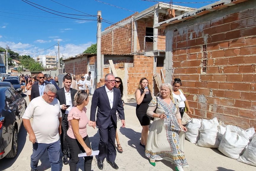 Você está visualizando atualmente Soluções Fundiárias: Justiça Federal visita ocupação de área na Praia da Ribeira (RJ)