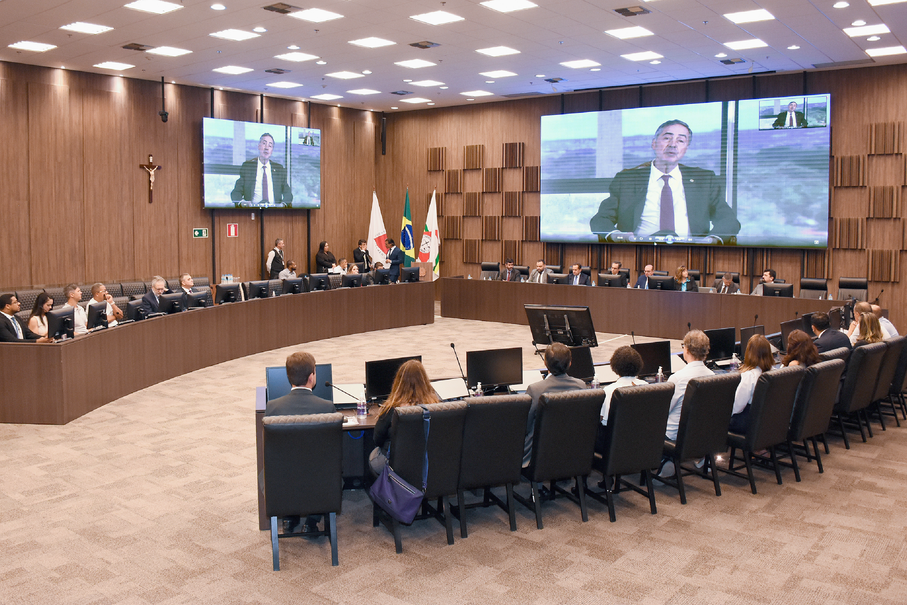 Você está visualizando atualmente Programa Justiça 4.0 realiza visitas institucionais a tribunais do Rio de Janeiro e Minas Gerais