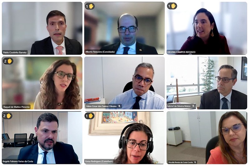 Mosaico dividido em nove partes com o perfil dos magistrados, dentre eles homens e mulheres.