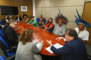 Leia mais sobre o artigo Justiça baiana programa ações para atender indígenas na Semana Nacional “Registre-se!” 