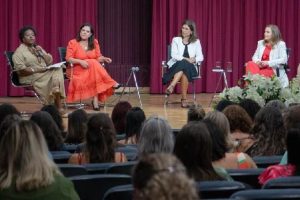 Leia mais sobre o artigo Justiça Eleitoral de Paraná desenvolve ações de combate à violência política de gênero