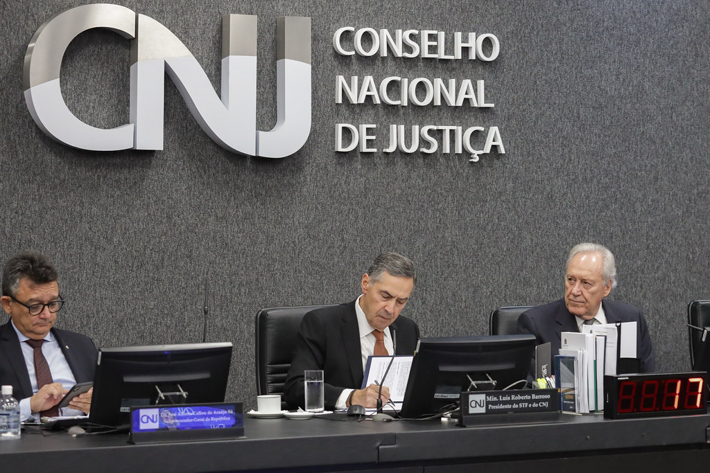 Você está visualizando atualmente CNJ e Ministério da Justiça firmam acordo para auxiliar brasileiros superendividados