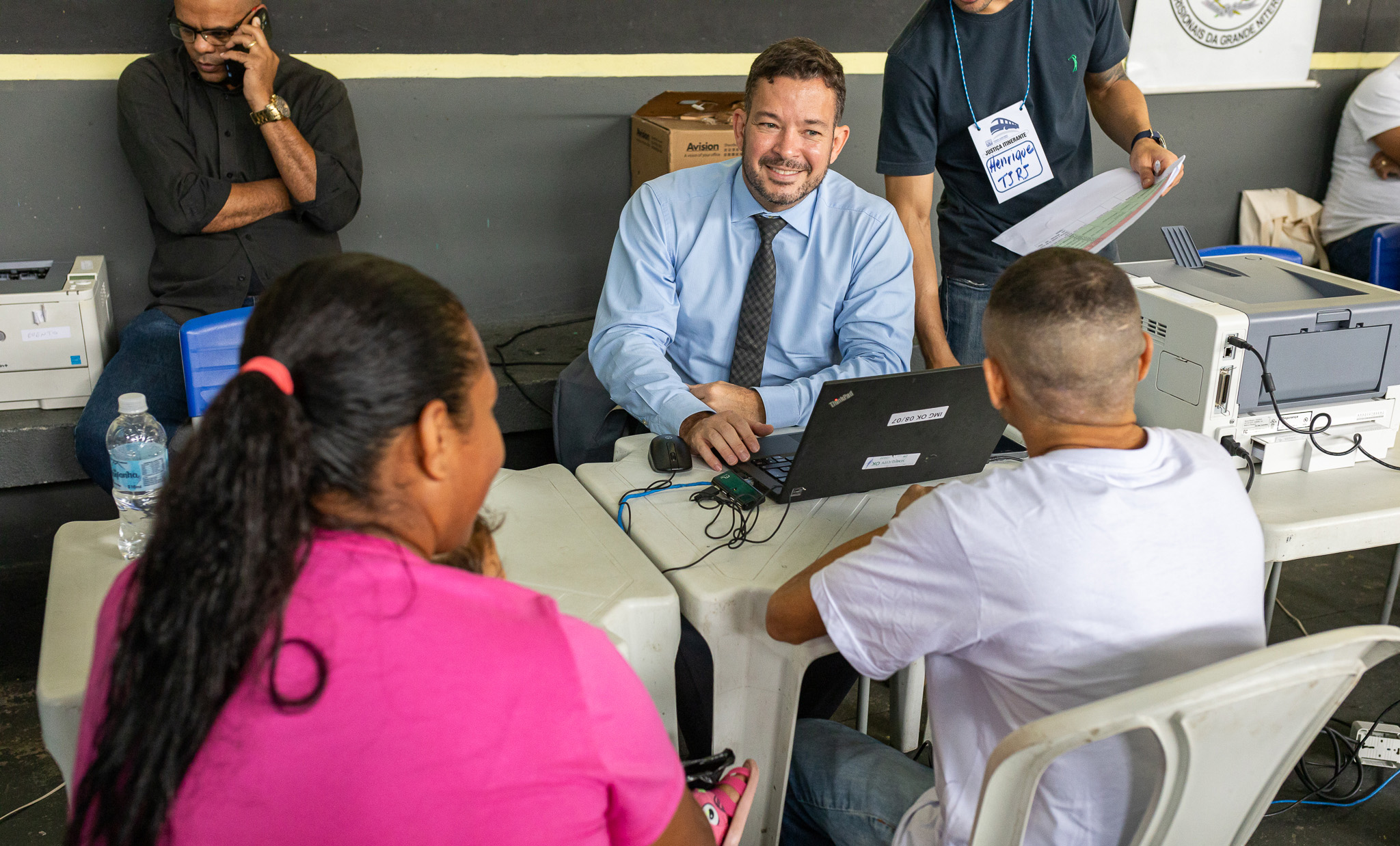 Você está visualizando atualmente No Rio de Janeiro, Justiça Itinerante realiza casamentos em cadeia pública