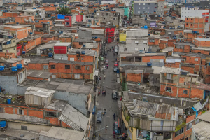 Leia mais sobre o artigo Solo Seguro Favela: 17 mil pessoas vão receber títulos de moradia