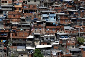 Leia mais sobre o artigo Solo Seguro Favela: corregedor nacional entrega títulos de propriedade no RJ nesta quarta (29/5)