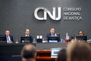 Leia mais sobre o artigo Presidente do STF e do CNJ manifesta pesar pelo falecimento do pai do ministro Alexandre de Moraes