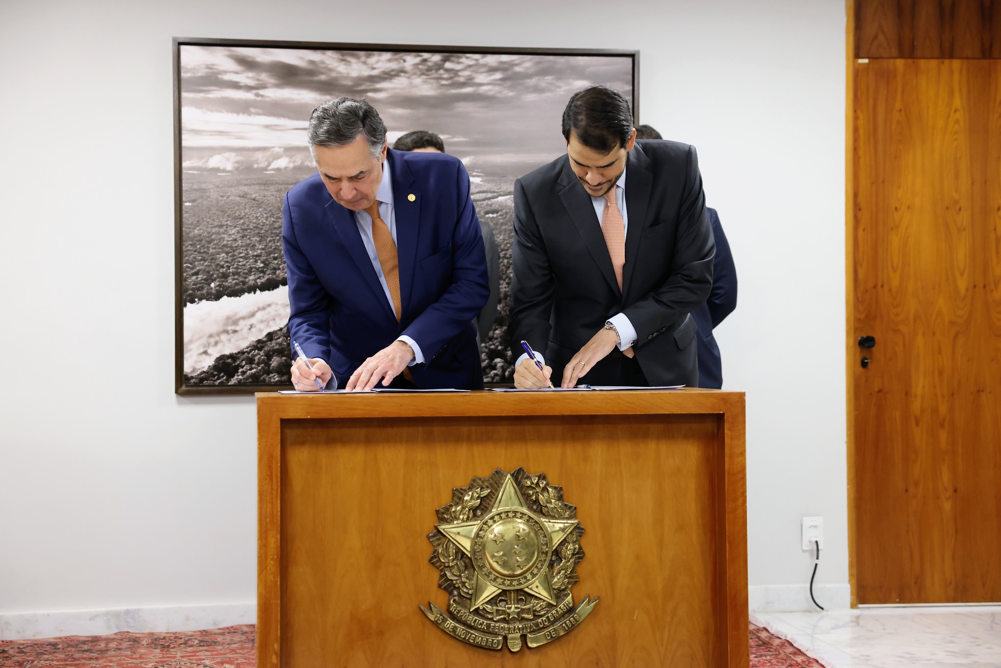 Você está visualizando atualmente CNJ e AGU assinam acordo de cooperação técnica na área de precatórios