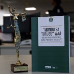 CNJ recebe prêmio por traduzir Constituição para língua indígena