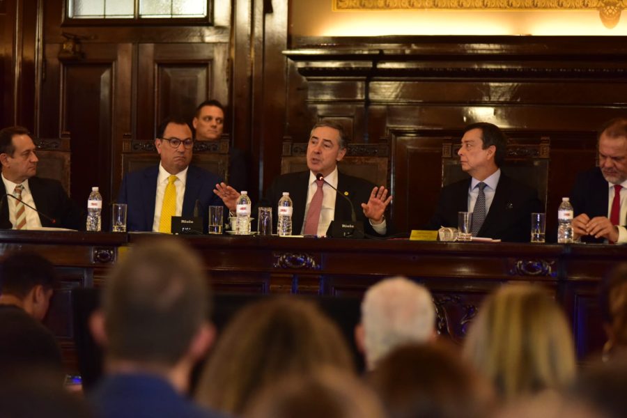 Você está visualizando atualmente Adesão do TJSP a novo sistema processual trará benefícios à Justiça paulista, diz Barroso  