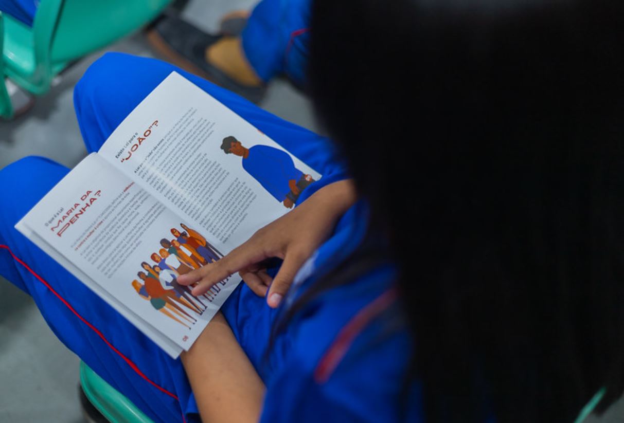 Você está visualizando atualmente Justiça do Amazonas lança cartilha sobre violência doméstica para conscientização de jovens