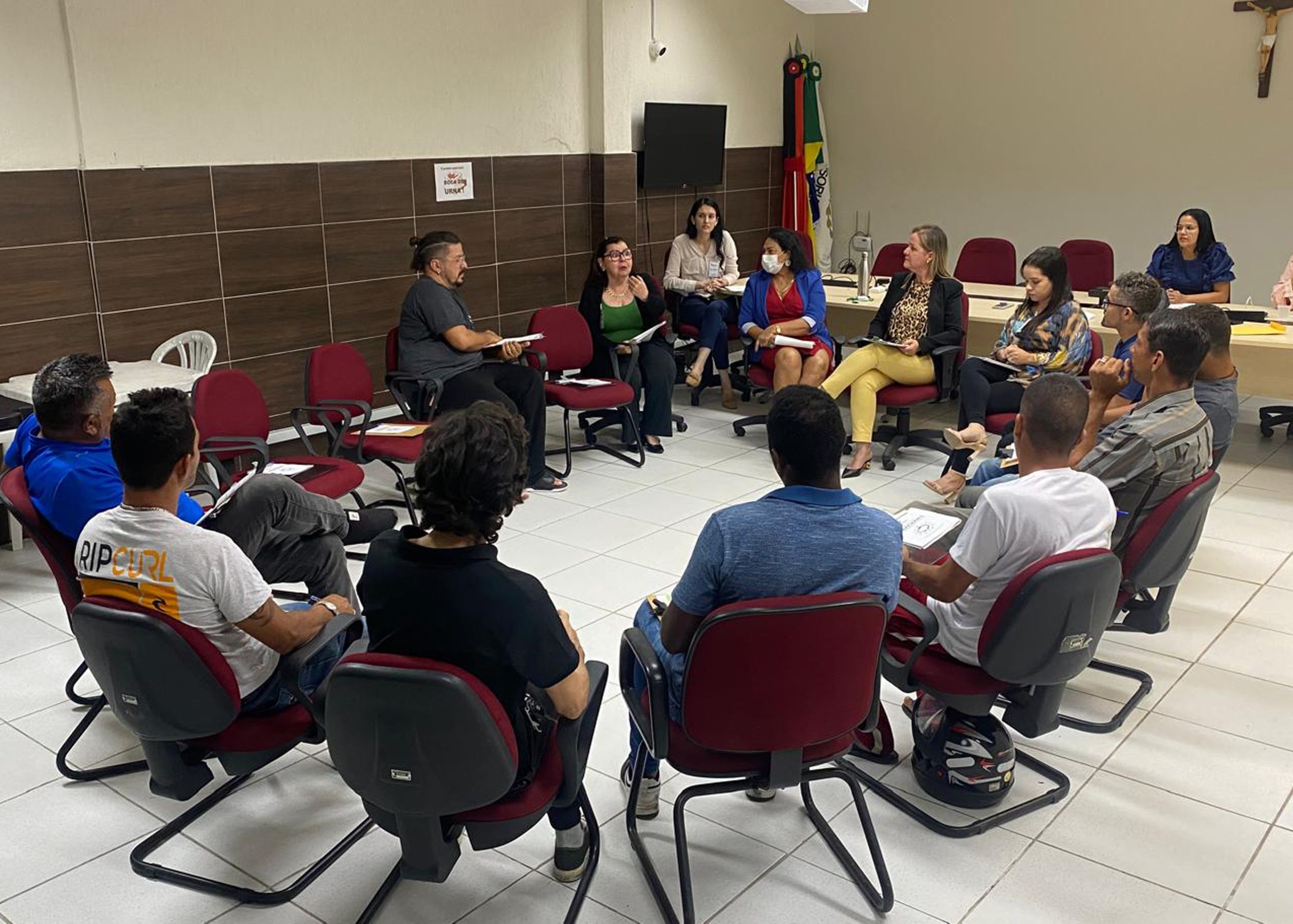 Você está visualizando atualmente Laço Branco: desconstrução é chave para envolver homens no combate à violência