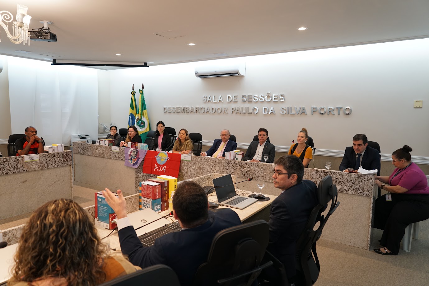 Você está visualizando atualmente Justiça do Trabalho do Ceará faz parcerias e planeja ações em favor da população de rua
