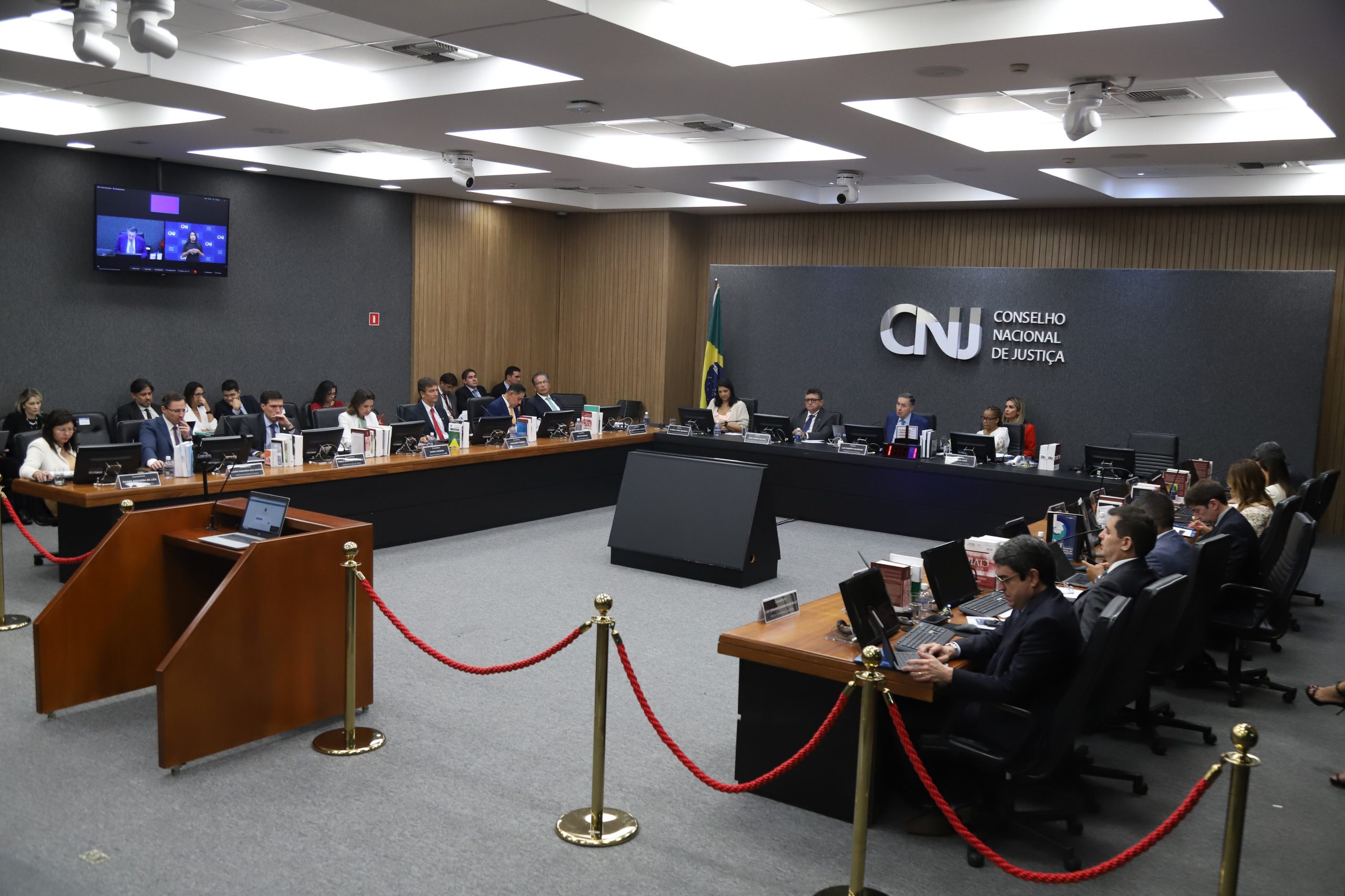 Você está visualizando atualmente CNJ homologa 2.º concurso público e prevê posse dos aprovados em abril