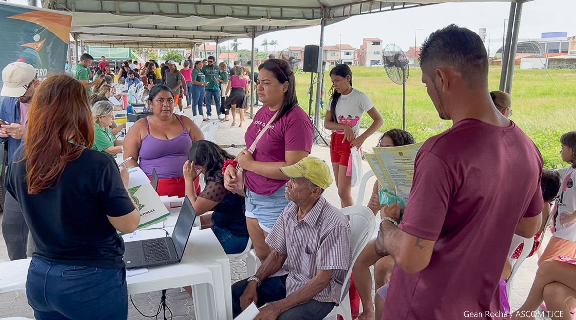 Você está visualizando atualmente Semana Nacional da Saúde: moradores do bairro Barroso (CE) são beneficiados com ação social