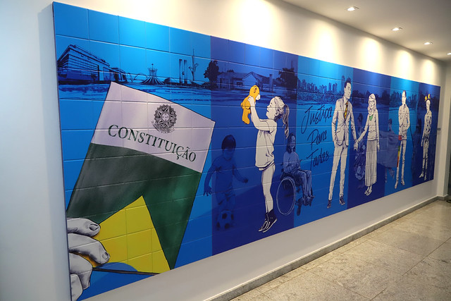 Você está visualizando atualmente Obra de arte e livro traduzem 20 anos de atuação do CNJ