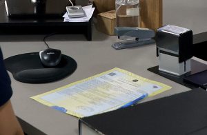 Leia mais sobre o artigo Brasileiros naturalizados têm garantido em lei direito à transcrição de certidões