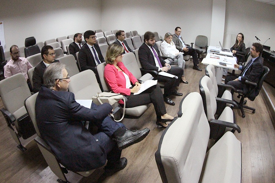 Juiz Carlos Cavalcanti conduziu reuniu00e3o do comitu00eaestadual de Sau00fade na teru00e7a (Itawi Albuquerque/TJPI)